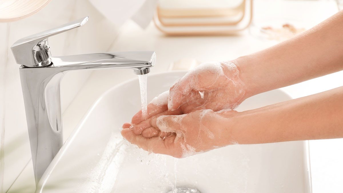 Lavar as mãos: uma atitude poderosa contra o Covid-19 | Oeste Saúde - Planos de Saúde
